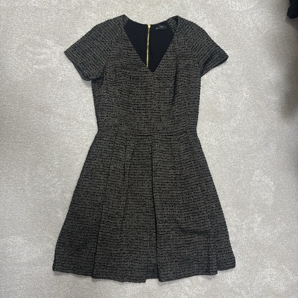 Club Monaco Elegant Black Dress - size 4 - Picture 6 of 6